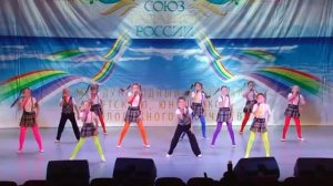 Танец ,, Ах уж это школа"