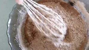Шоколадный пирог с вишней. Простой домашний рецепт.