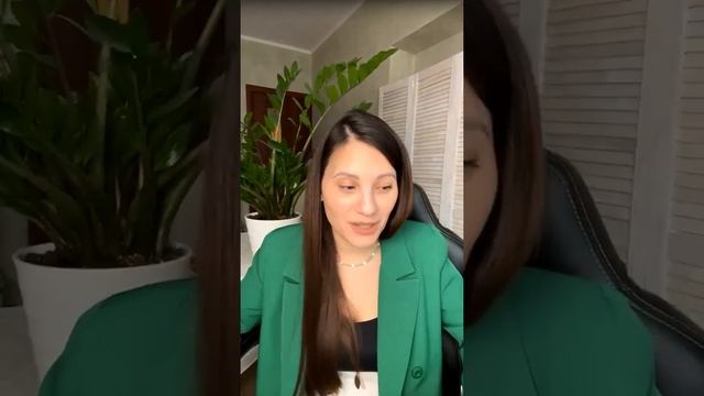 Японское плечо. Кому подходит, особенности кроя