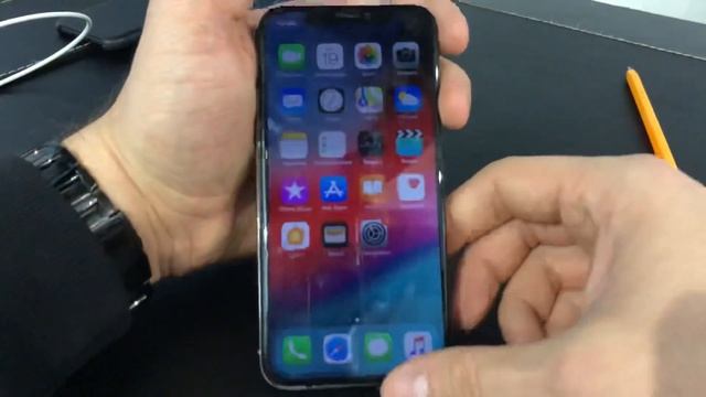 Дисплей iPhone X - слабая подсветка смотреть онлайн