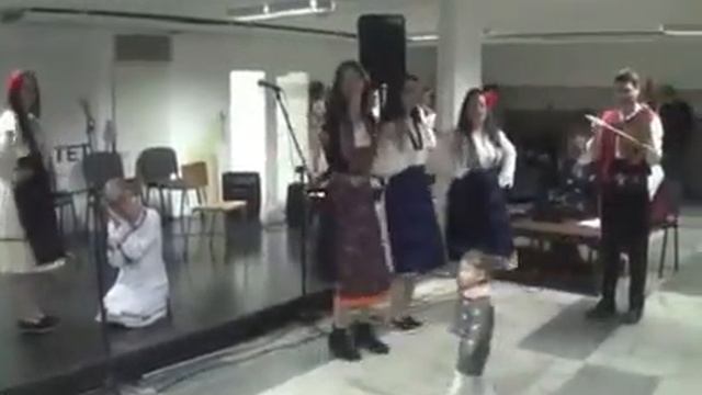 БОРИСЛАВ БОРИСОВ - ЛАЛЕНЦЕ СЕ ЛЮЛЕЕ