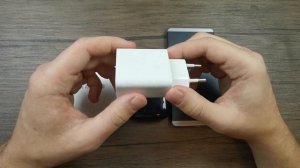 How to charge a power bank the proper way