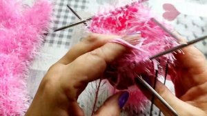 Вяжем спицами варежки пошагово || Пряжа травка