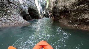 Хаджокская теснина и ступенька за ней.