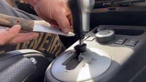 Как снять ручку акпп Nissan x-trail t31