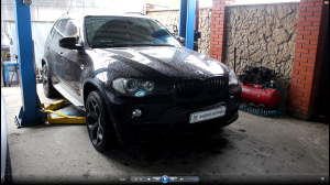 Замена передних левых нижних рычагов на BMW X5 2008 БМВ X5 3,0 Diesel