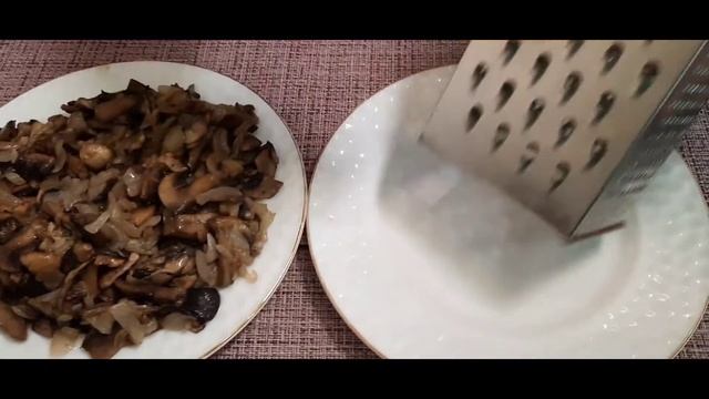 Запеченная рыба с грибами и сыром. смотреть онлайн