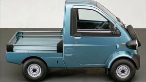 [Daihatsu Midget 2] Маленькая грузовая машина, похожая на игрушку.