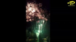 Финал свадебного фейерверка с дерзким эффектом "черри"