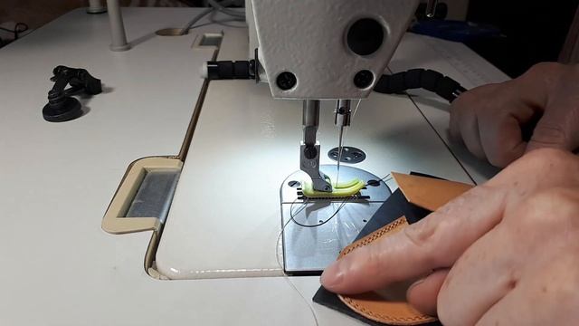 Лапка или Ролик. смотреть онлайн