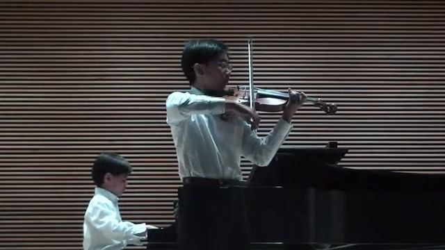 Daniel played Kabalevsky violin concerto 2nd mvmt with Andrew' as concert master смотреть онлайн
