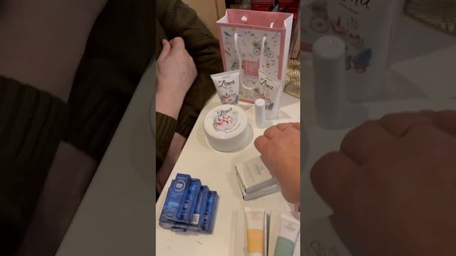 Заказ коллеги работает наборами перед праздниками смотреть онлайн