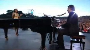 Andrea Bocelli & Heather Headly "Vivo Per Lei" on stage