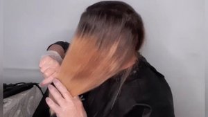 Как подстричь себе кончики уголком.