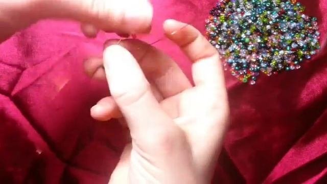 Бисероплетение. Видео урок для начинающих. Плетение кубиками.