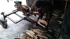 Редукторный дровакол с двигателем 6.5 л/с