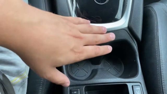 Nissan Rogue 2015 SL полный привод 15500$  .