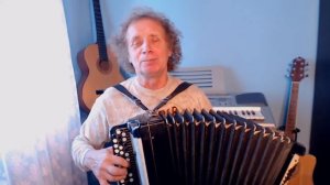 Накрыла осень золотом округу