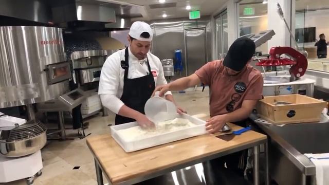 ?LIVE: first day online pizza school. CORSO BIGA (1episode) смотреть онлайн