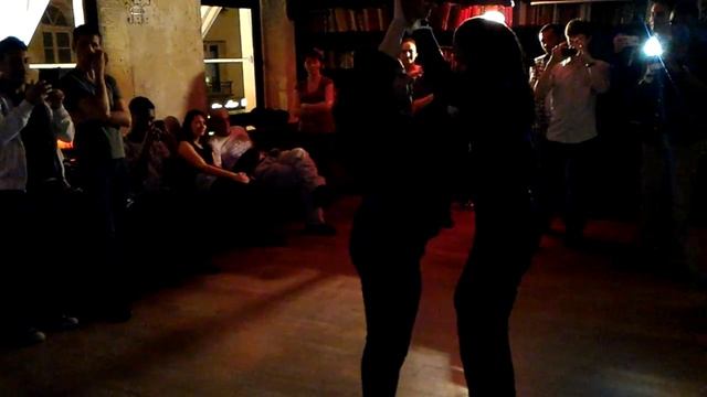 Cours de bachata inter 13/01/16 смотреть онлайн