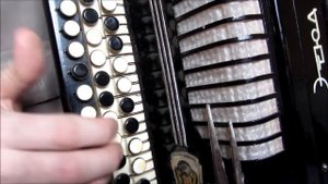 Частушка на баяне (на мотив "Милый чо" и "Цыганочки"), ре минор