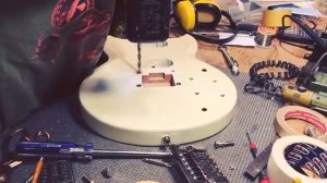Замена, шлифовка и полировка ладов. И установка тремоло Kahler. Yamaha sg200-апгрейд.
