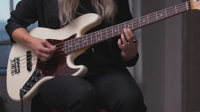 Exploring The American Professional II Jazz Bass | American Professional II Series | Fender смотреть онлайн