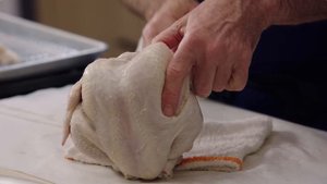 Thomas Keller's Roasted Chicken секреты сочного  с хрустящей кожей жаренного цыпленка