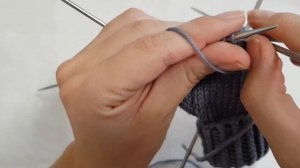 МАСТЕР КЛАСС Теплые пинетки спицами для новорожденного мишки