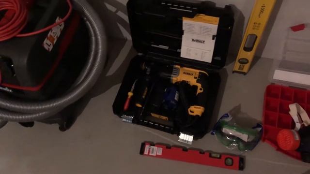 Пылесос STARMIX 1625 TOP Перфоратор DEWALT D25143K