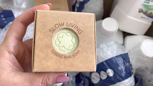 Высококонцентрированные гели для стирки ESSENS. Зарегистрироваться в ESSENS смотреть онлайн