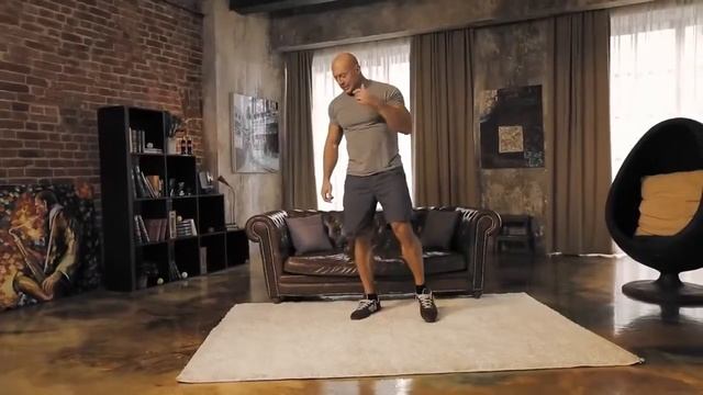 Упражнения на трицепс.