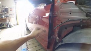 удаление вмятин без покраски на крыле Hyundai Solaris