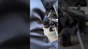 Ремонт тормозов на газели. Замена передних тормозных колодок