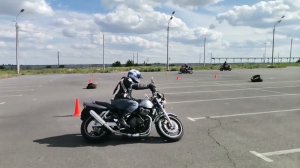 8GP/Sergeev Dmitry/suzuki gsx400/00.37.16