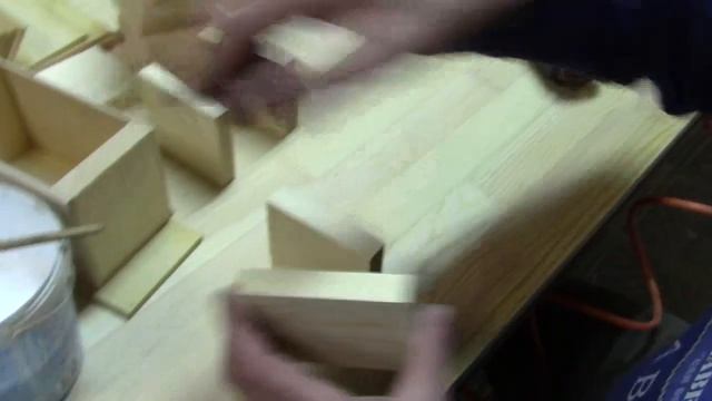 Полочка под саморезы