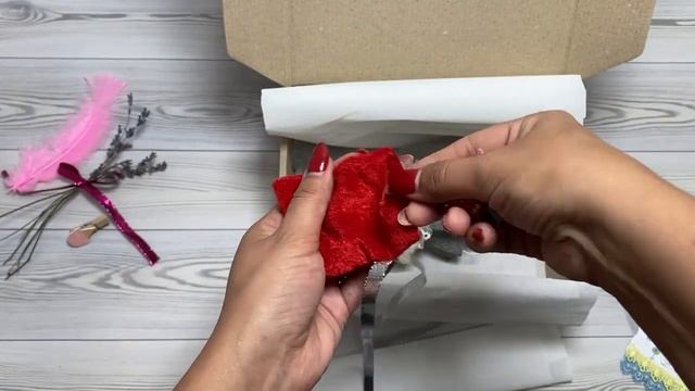 А ЕЩЕ НЕДАВНО ПИЛИ ЧАЙ ЗА ОДНИМ СТОЛОМ ) смотреть онлайн