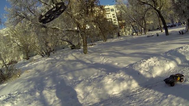 Who is Stronger? Quadcopter vs RC Car смотреть онлайн