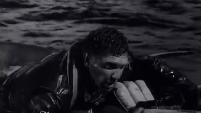 Twelve O'Clock High : S1E21 The Clash смотреть онлайн