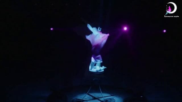 София Готфрид, "Кристалл" - ручной эквилибр / Гала-шоу «Принцесса цирка» (2022) FHD смотреть онлайн