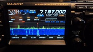 YAESU FT-710 - USING SCREEN WATERFALL/SCOPE