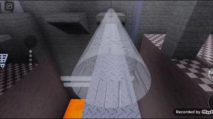 забегаю от злого учителя гоблина в роблоксе