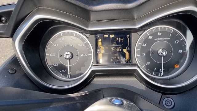 #yamaha X Max 300 Tech MAX смотреть онлайн