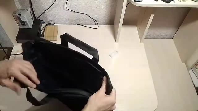 ОНЛАЙН ТРЕЙД.РУ — Сумка для ноутбука RIVACASE 15,6" 8731 Grey смотреть онлайн