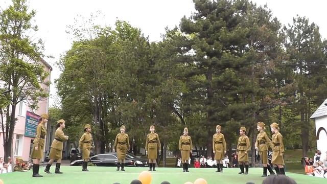 Ансамбль  народного танца "Калинка" \ военная пляска