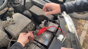 Aurora Atom 10 vs Toyota Camry 3.5 - запуск без аккумулятора