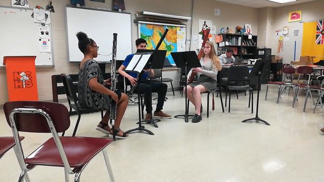 Bassoon Trio - 3 Polonaise & 7 March смотреть онлайн