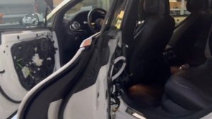 Доводчики дверей на любой авто на примере Mercedes EQS