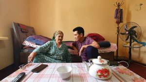 КУНДУЗ ЭНА ОХУНОВ ТВ ШОГИРТИ ВЕНЕРАНИ СИРЛАРИНИ ОЧИБ ТАШЛАДИ 2022(Охунов тв)