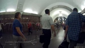 Станция метро Комсомольская (кольцевая), выход к Ленинградскому вокзалу // 02.08.2017